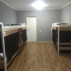 https://ararat-borschagovskaya-hostel-kiev.hotels-of-kiev.com